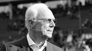 Franz Beckenbauer - Foto: IMAGO / Revierfoto