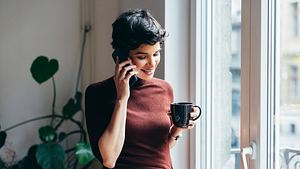 aurea beraterin telefon - Foto: iStock/FreshSplash