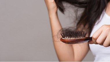 Was tun gegen Haarausfall. - Foto: spukkato/iStock