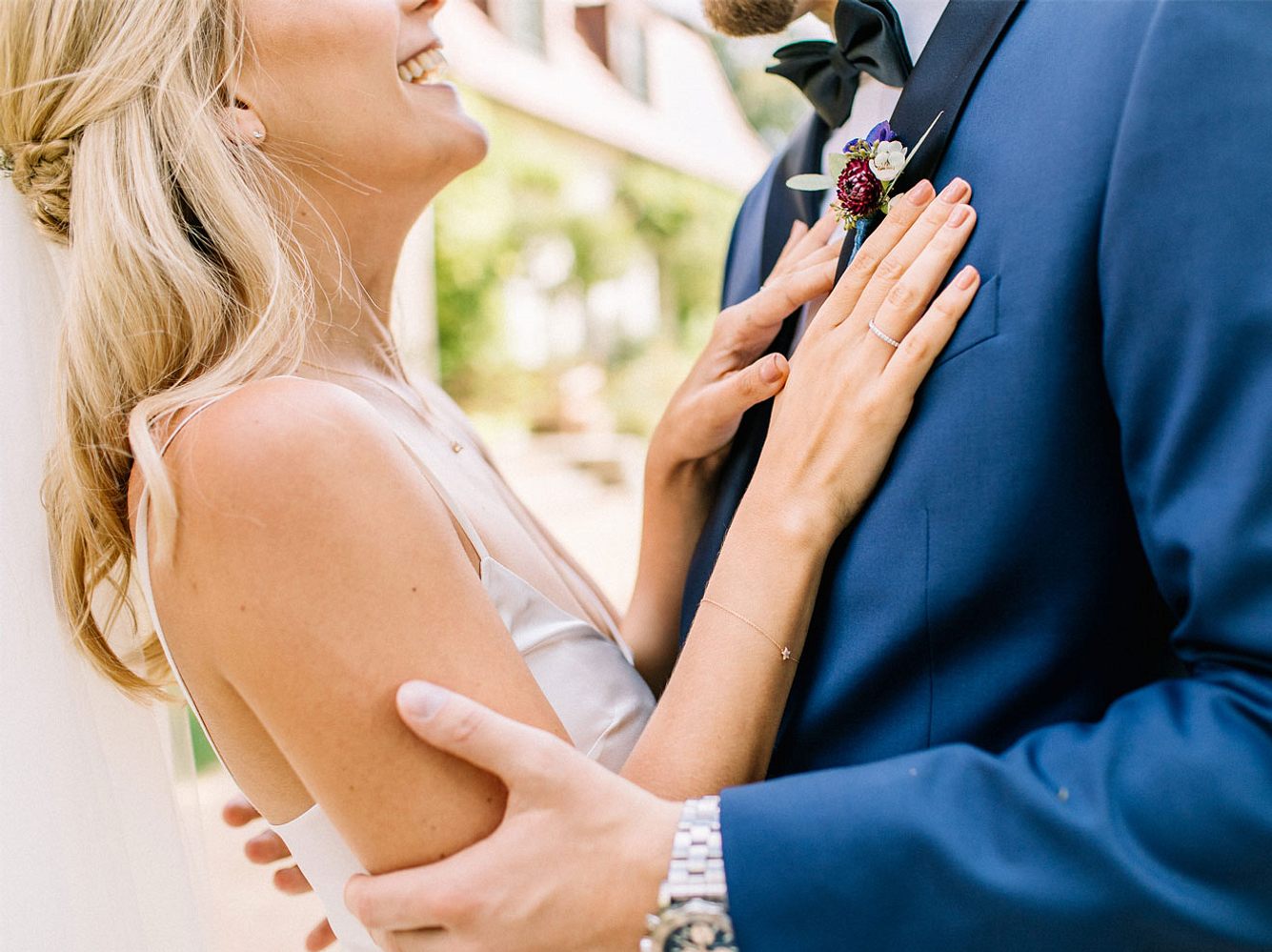 Eine Freie Trauung ist eine wunderschöne Möglichkeit, um ganz entsprechend den eigenen Wünschen und Ideen zu heiraten! Eine Freie Trauung ist eine wunderschöne Möglichkeit, um ganz entsprechend den eigenen Wünschen und Ideen zu heiraten!