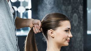 friseur tricks haare - Foto: iStock