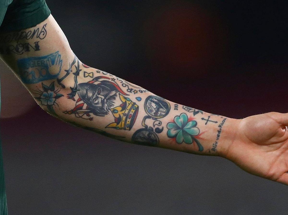 Der dänische Nationalspieler Pierre-Emile Höjbjerg hat ein Sammelsurium auf dem Arm