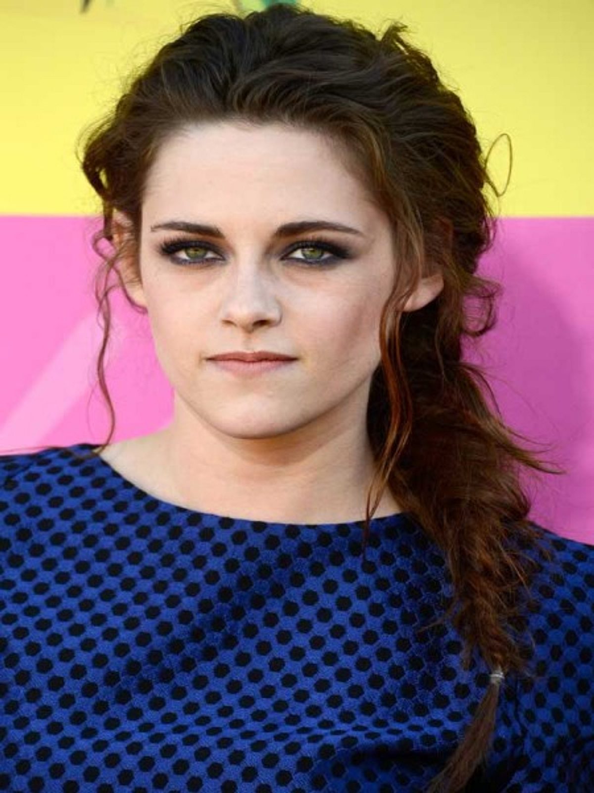 ganz romantisch zeigte sich kristen stewart bei den kids choice awards am