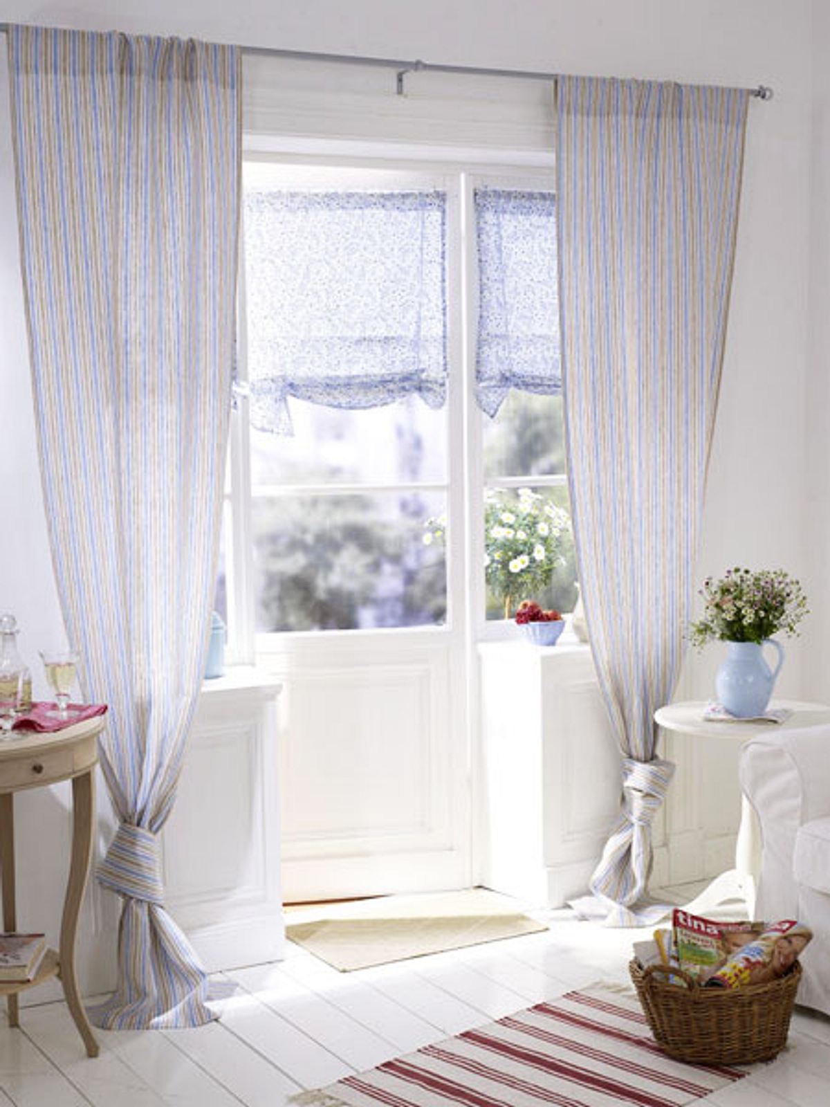 DIY Wohnzimmer: DIY Mini-Fenster-Vorhänge als Sichtschutz - Der