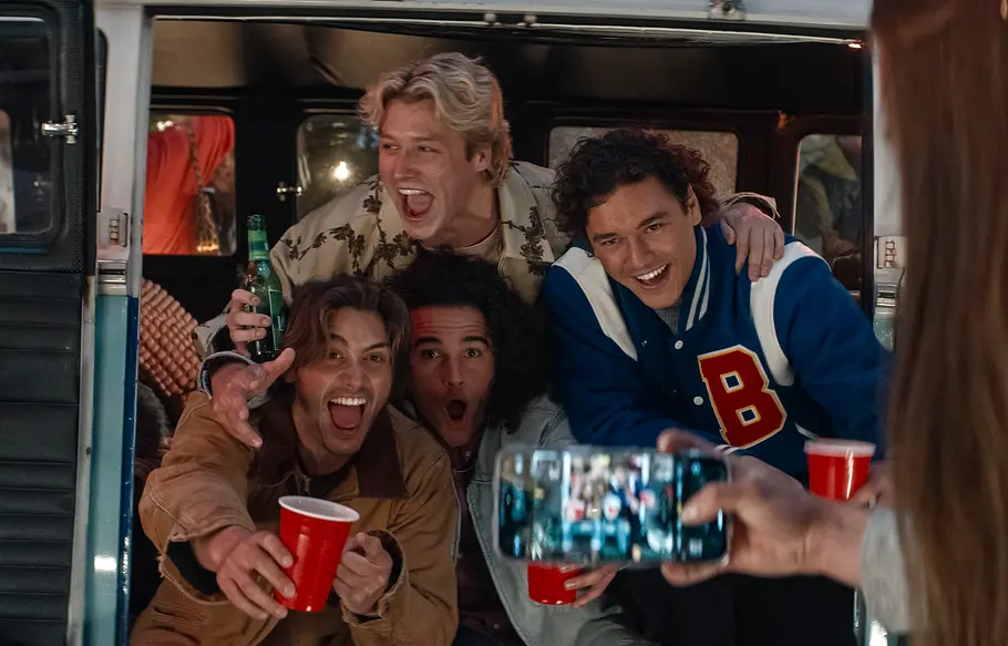 Belmont Cameli: Freundin, Filme, Instagram des „Off Campus“-Stars ...