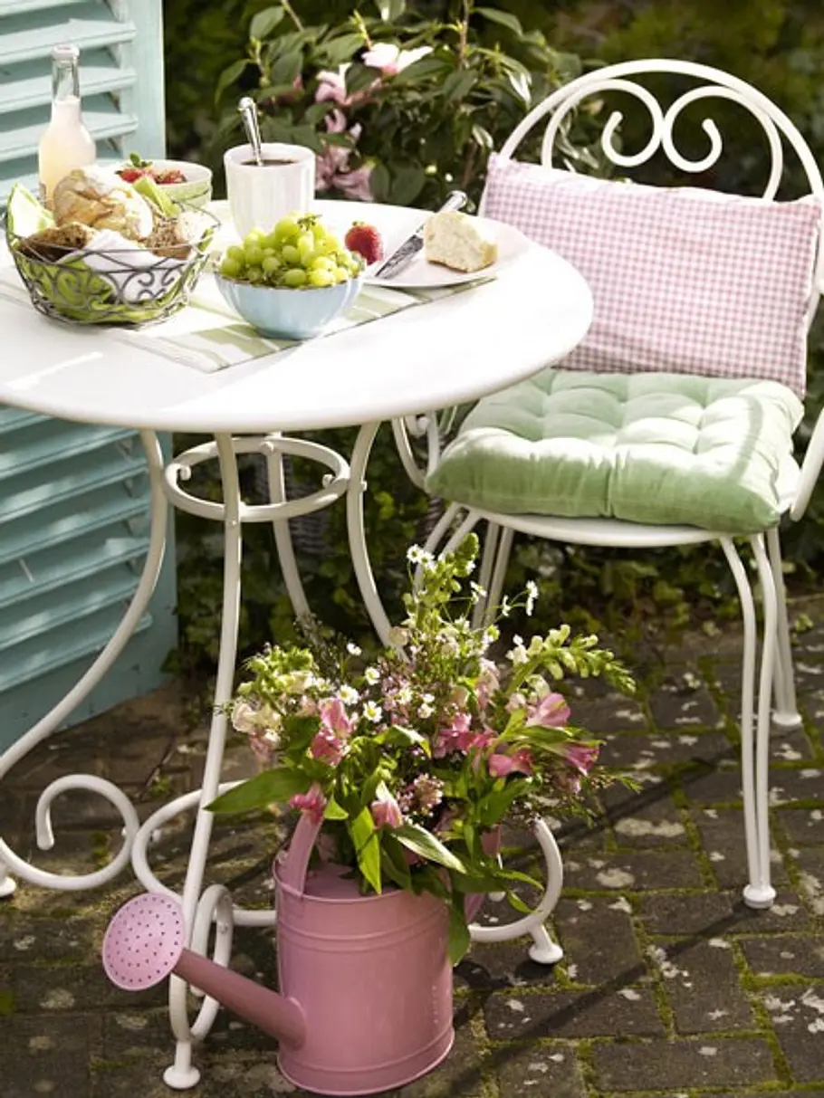 gartenmoebel selber machen giesskanne