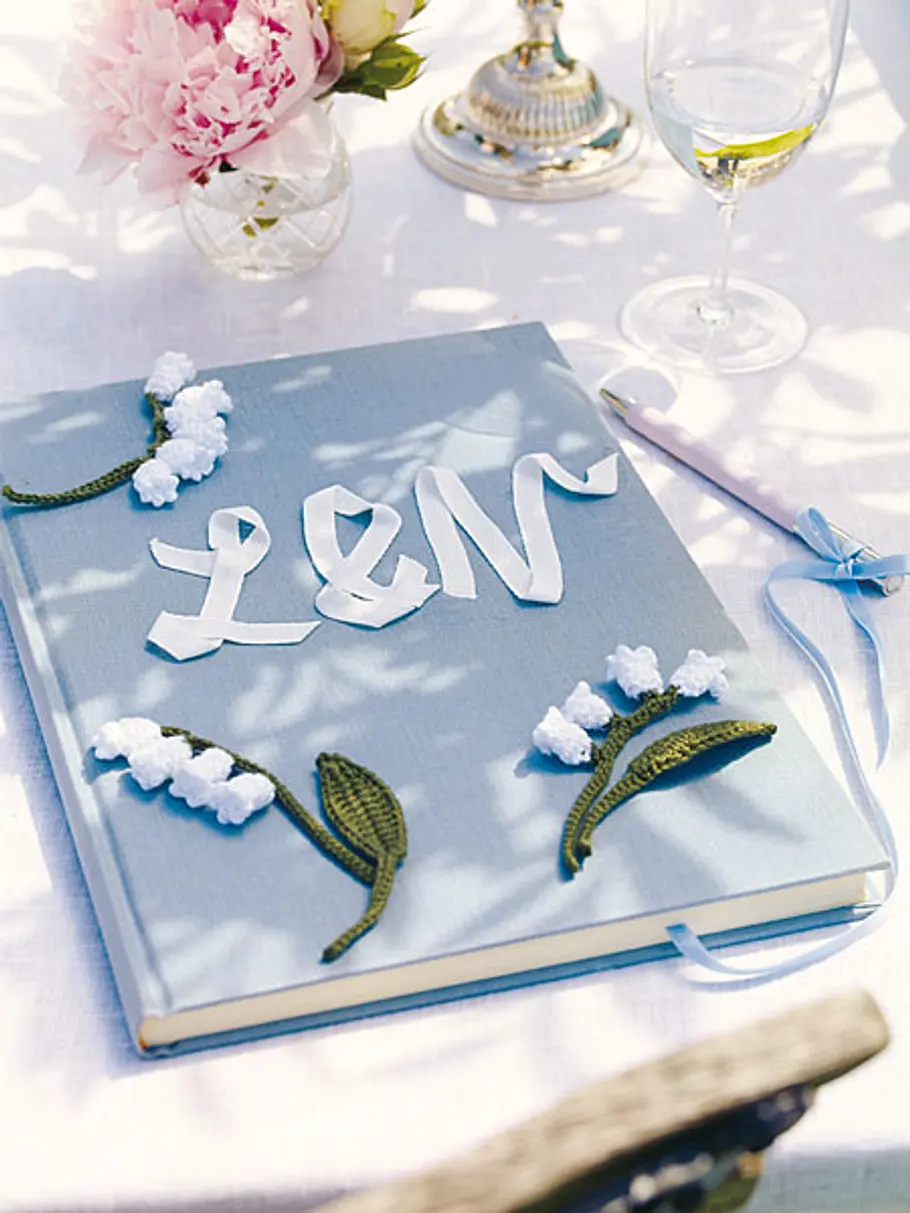 Deko-Tipps für eine rauschende Gartenparty: Geschenk für die Hochzeitsfeier im Garten gartenparty deko buch