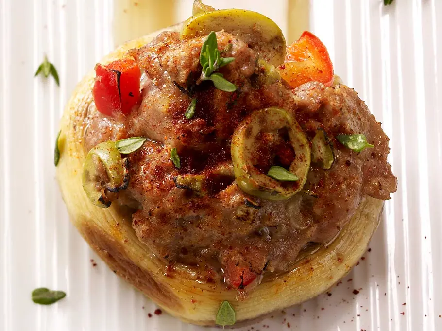 Gefüllte Champignons mit Hackfleisch Mit Hackfleisch gefüllte Champignons machen die ganze Familie glücklich.