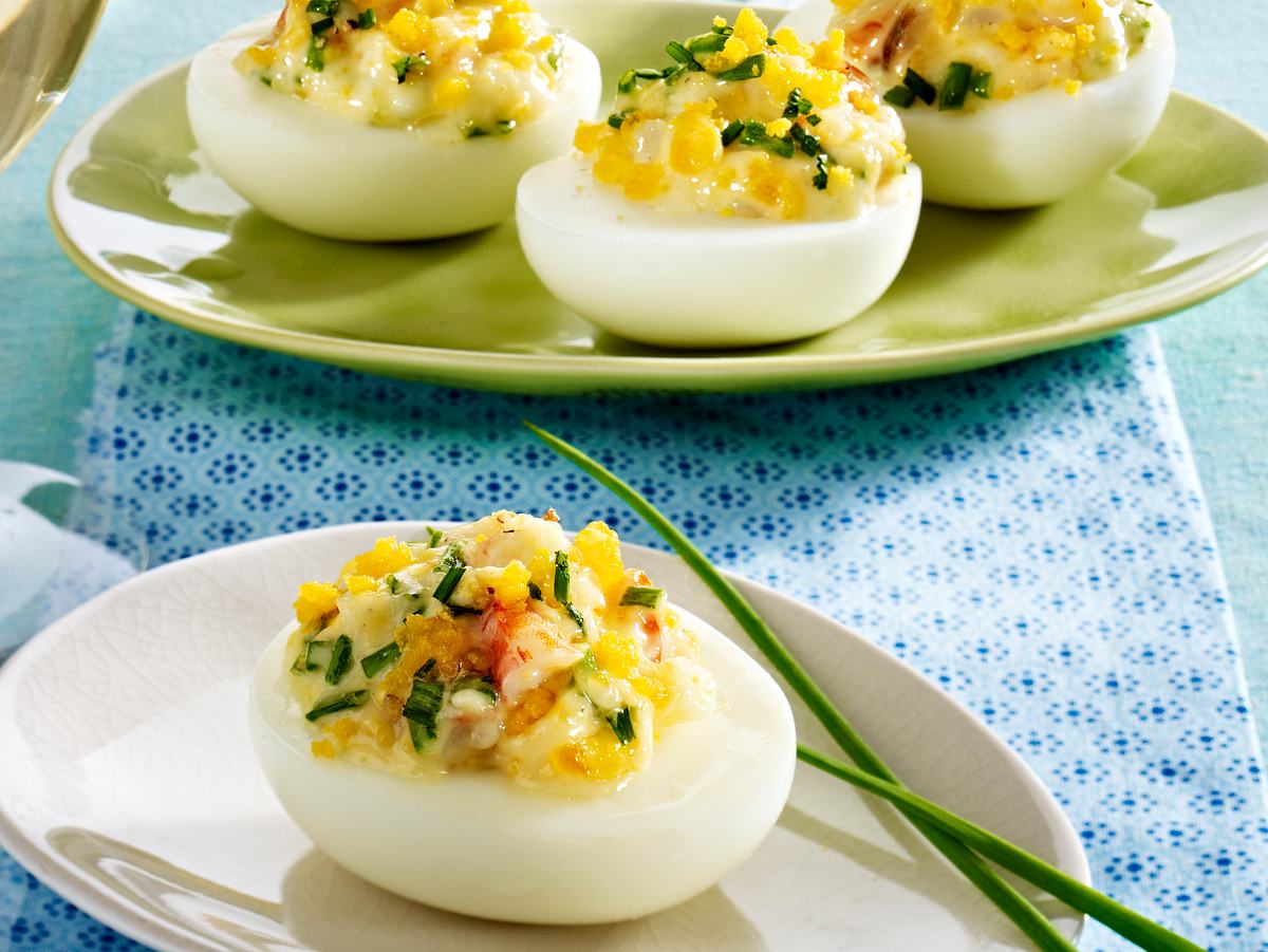 Gefüllte Eier - Omas Rezept mit Mayonnaise und Garnelen