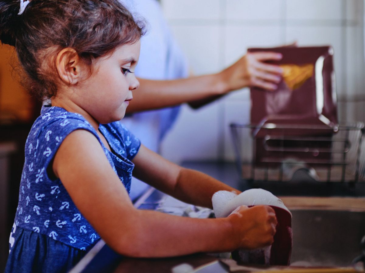 Gesetz: Müssen Kinder im Haushalt helfen?