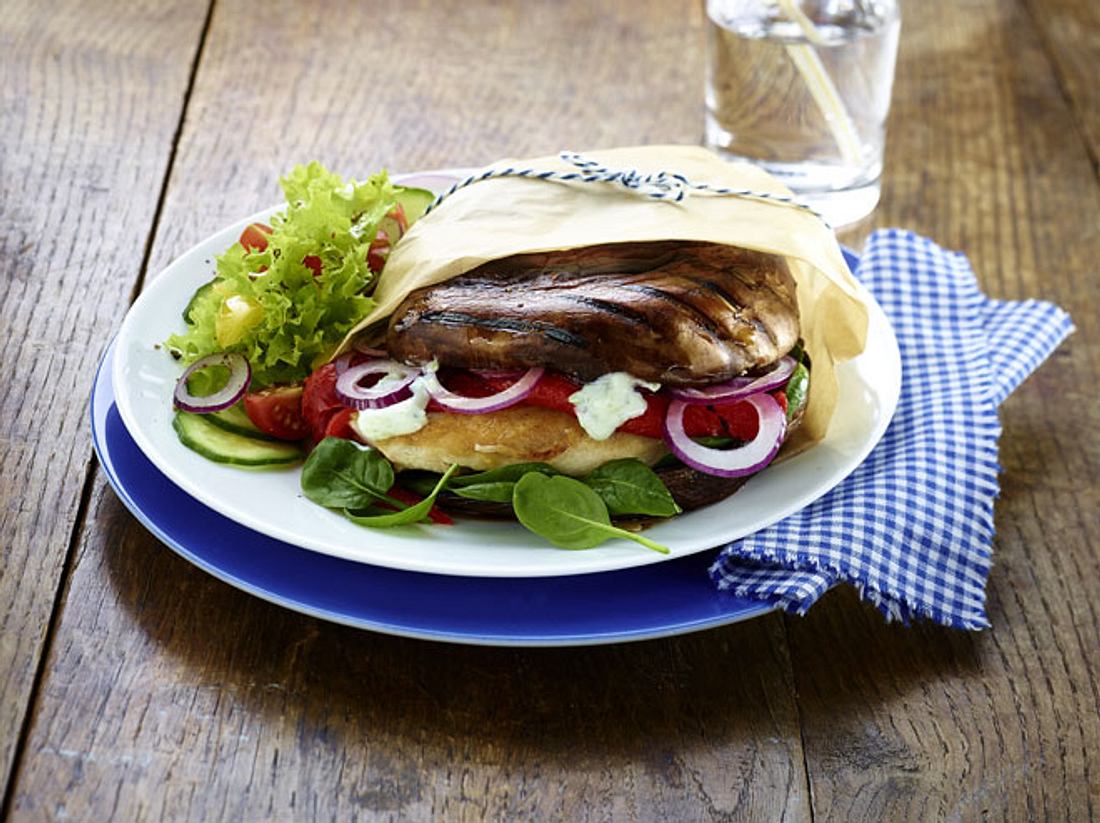 Gesunde Burger: Rezept für gegrillte Pilz-Burger Gesunde Burger: Rezept für gegrillte Pilz-Burger