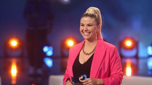 Beatrice Egli in Sommeroutfit - Foto: Getty Images / Adam Berry / Freier Fotograf