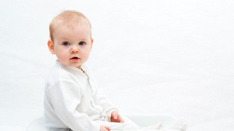 Gewichtszunahme bei Babys: Wann sollte mein Kind wie viel wiegen? - Foto: iStock