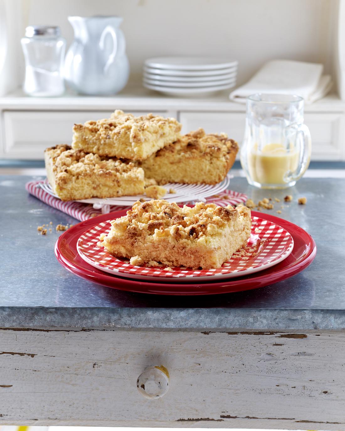 Glutenfrei genießen: Eierlikör-Apfel-Streuselkuchen Glutenfrei genießen: Eierlikör-Apfel-Streuselkuchen