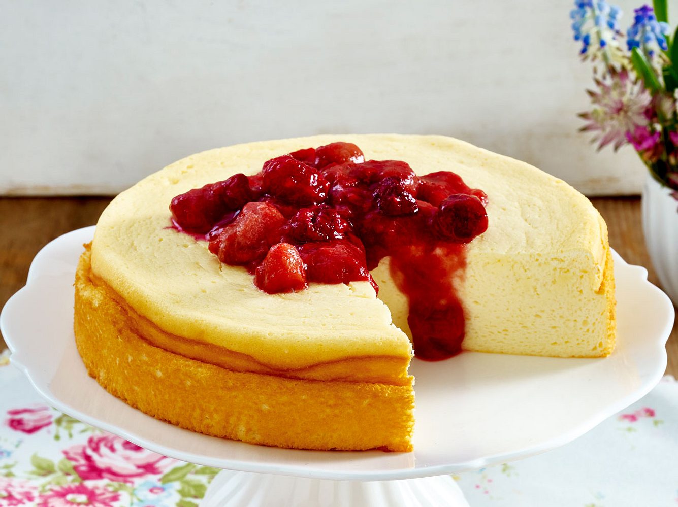 Wir interpretieren den Klassiker komplett glutenfrei. Wir interpretieren den Klassiker komplett glutenfrei.