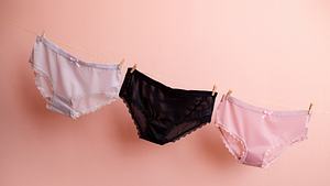 granny panties - Foto: iStock/Azat_ajphotos