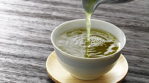 Grüner Tee als Heilmittel - Foto: iStock
