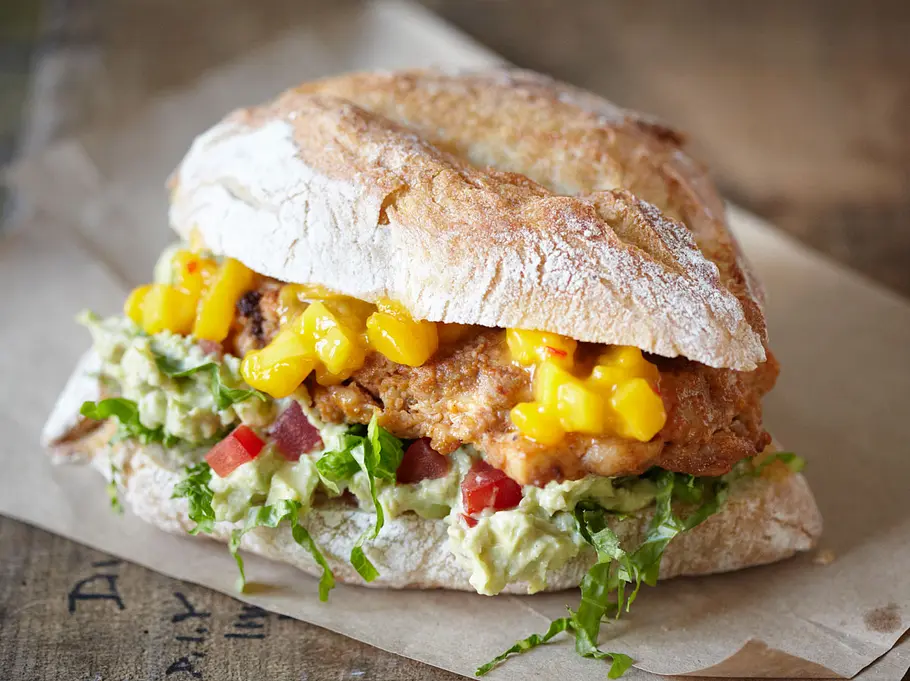 Ketchup adé! Guacamole gibt diesem Burger den letzten Schliff.