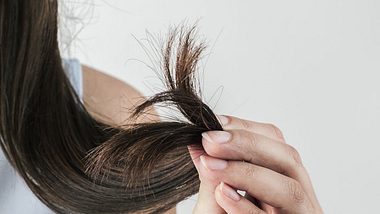 Haaröl hilft gegen trockene Winterhaare - Foto: iStock