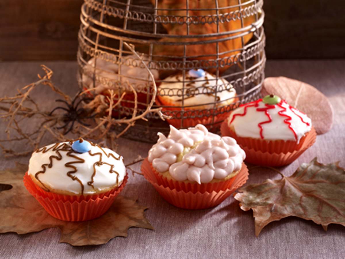 Unter den Halloween-Kuchen-Rezepten sind die Gehirn- und Augen-Muffins besonders beliebt