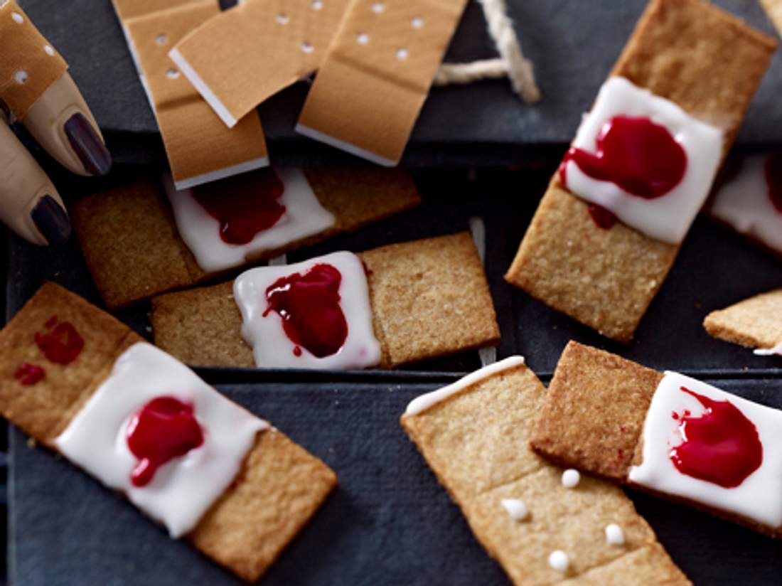 Pflaster-Kekse sind der perfekte Halloween-Snack Pflaster-Kekse sind der perfekte Halloween-Snack