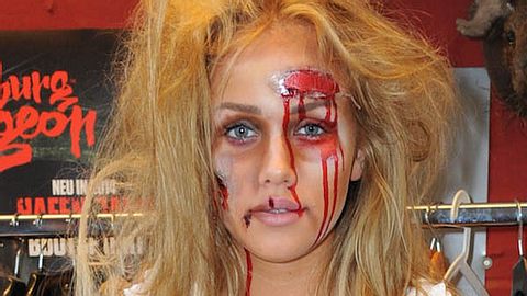 halloween zombie schminken - Foto: Hamburg Dungeon