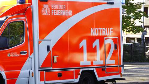 Hannover: Kind vom Auto der eigenen Eltern überrollt - Foto: iStock/Valentin Baciu/Symbolbild