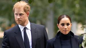 Harry und Meghan haben sich aus dem britischen Königshaus zurückgezogen - aber können sie nun glücklich werden? - Foto: IMAGO / Future Image