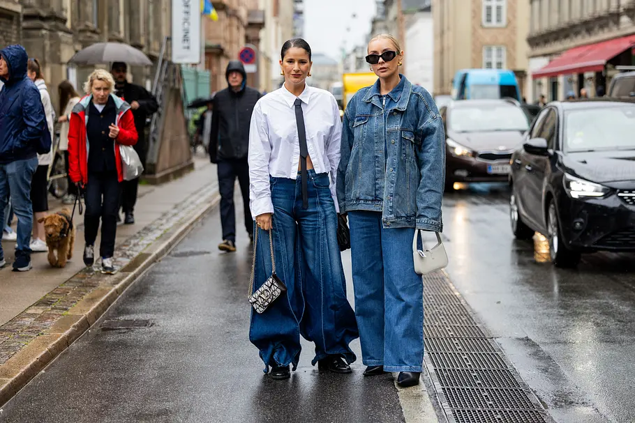 Double Denim Herbstmode 2023: Diese 10 Trends und Styling-Ideen versüßen dir das kalte Wetter