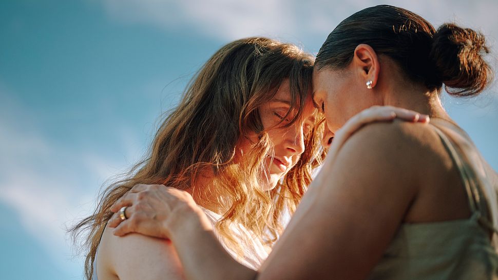 Herz über Norm: Weil Liebe keine Regeln kennt - Foto: mapodile/iStock