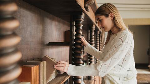 Historische Romane Bestseller - Foto: iStock/ MarioGuti 