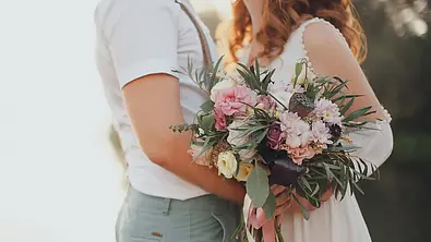 Hochzeit planen - mit diesen zehn Apps plant ihr ganz entspannt eure Traumhochzeit! - Foto: iStock