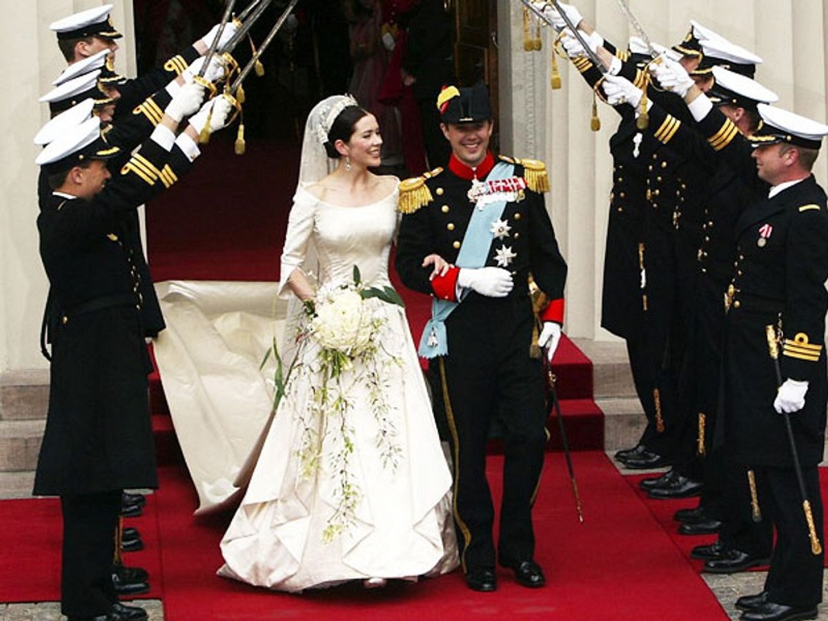 hochzeitskleider prinzessinnen_800x600