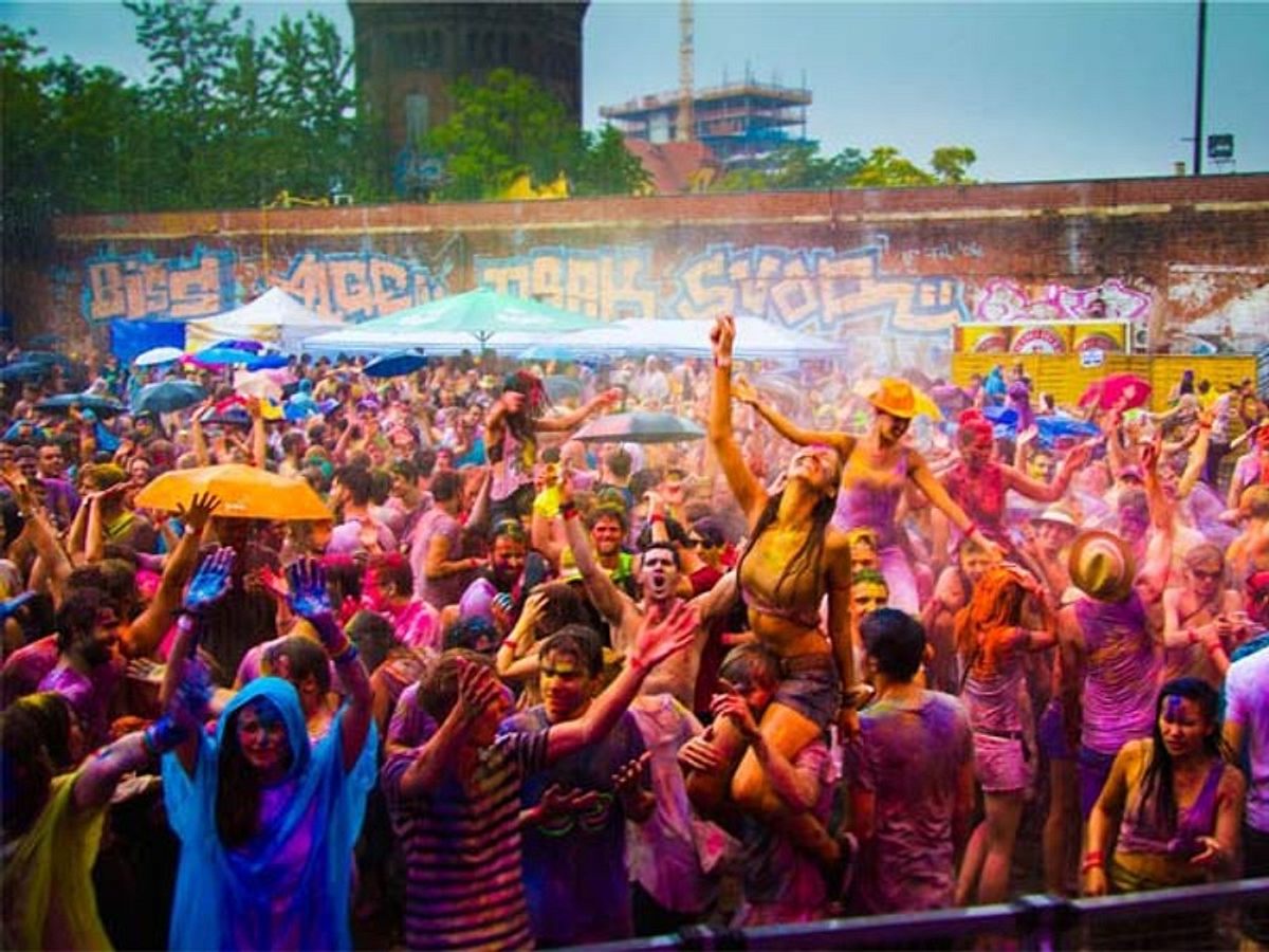 holi festival facts2