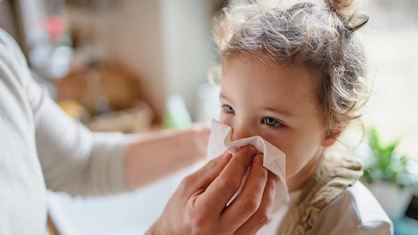 Homöopathie für Kinder: Die wichtigsten Präparate - Foto: Halfpoint/iStock