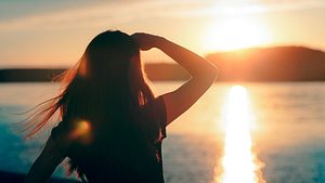 Drei Sternzeichen haben das beste Wochenende - Foto: nicoletaionescu / iStock