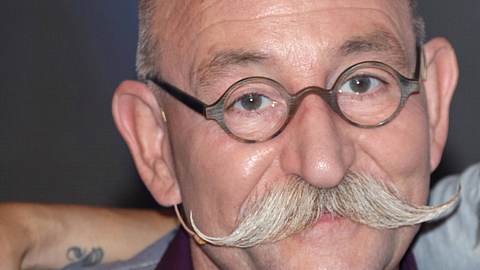 Horst Lichter muss jetzt ganz stark sein! Seine schlimme Vergangenheit holt ihn wieder ein... - Foto: IMAGO / Eventpress