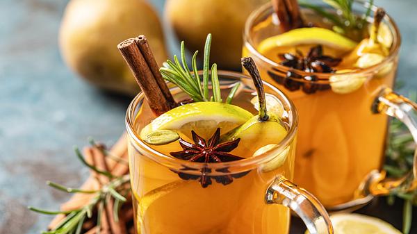 Hot Toddy: Rezepte für das schottische Heißgetränk gibt es viele. - Foto: ivandzyuba/iStock