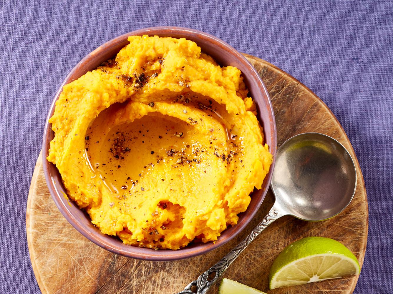 Mit Orangen lässt sich dem Hummus einen fruchtigen Geschmack verleihen. Mit Orangen lässt sich dem Hummus einen fruchtigen Geschmack verleihen.