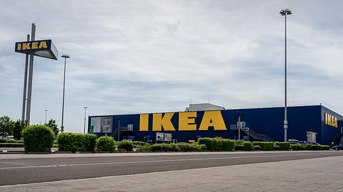 Mit diesem Trick kannst du bei IKEA richtig sparen! - Foto: Bihlmayer Fotografie/iStock