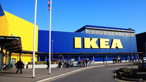 Eine Kundin macht diesen Fehler bei Ikea und wird festgenommen. - Foto: iStock