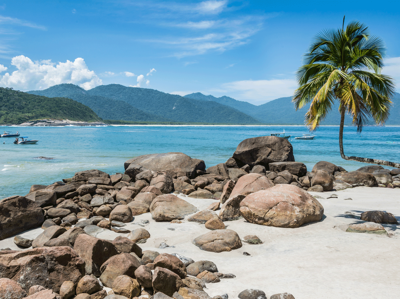 Ilha Grande in Brasilien hat traumhafte Strände zu bieten. Auf Ilha Grande in Brasilien gibt es keine Autos.