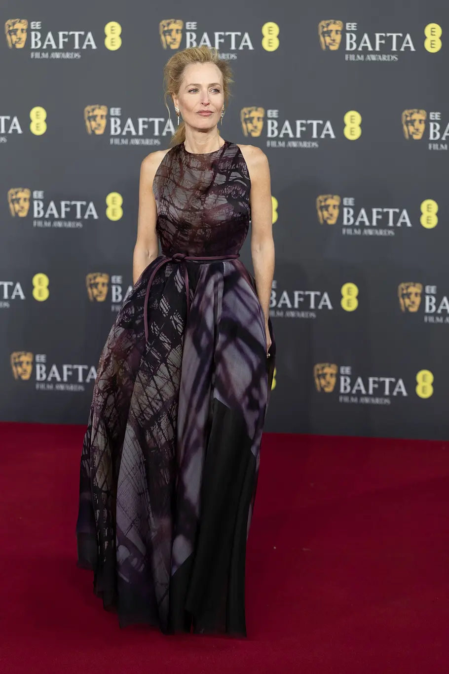 Gillian Anderson in Roksanda 
