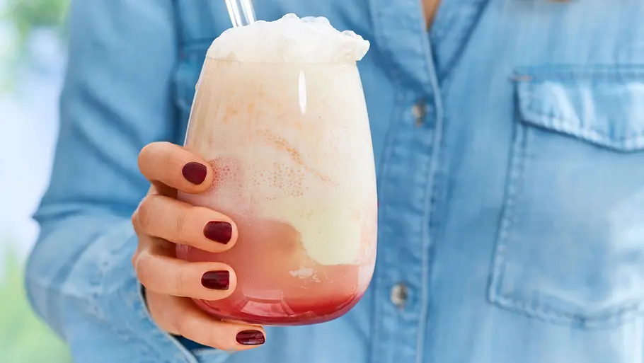 Erdbeer-Rosé-Float Erdbeer-Rosé-Float