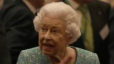 Die Sorge um die Queen Elizabeth wächst immer mehr. Jetzt fleht sie ihre Familie an... - Foto: IMAGO / ZUMA Press