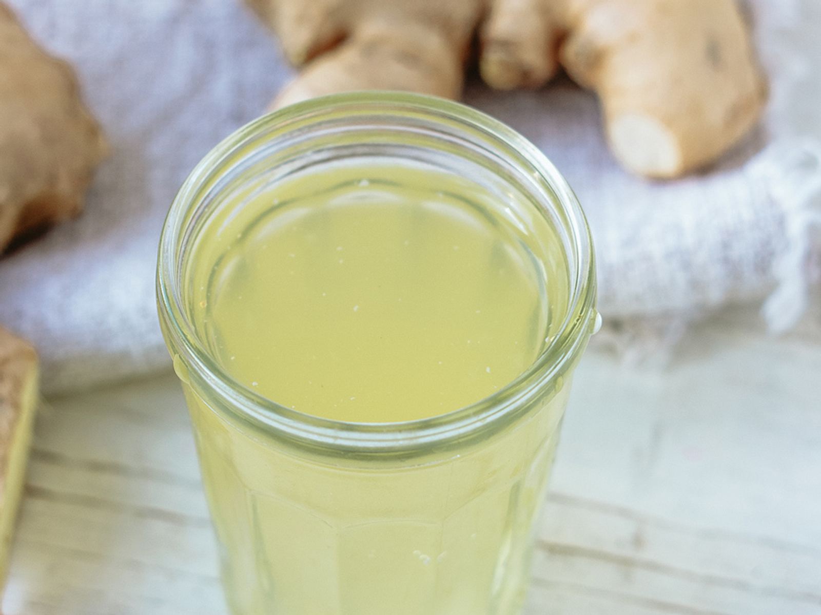 Ingwersirup-Rezept: So stellst du das Erkältungsmittel her | Wunderweib