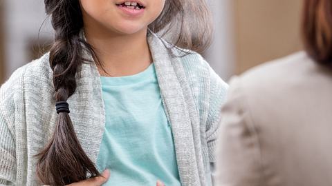 11-jähriges Mädchen von Bruder schwanger - Foto: iStock