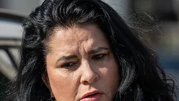 Iris Klein: Nach ihrem Freund - jetzt trennt sie sich auch noch davon - Foto: IMAGO / nicepix.world Iris Klein: Nach ihrem Freund - jetzt trennt sie sich auch noch davon - Foto: IMAGO / nicepix.world
