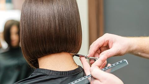 5 Trendfrisuren herzförmiges Gesicht - Foto: iStock/ okskukuruza