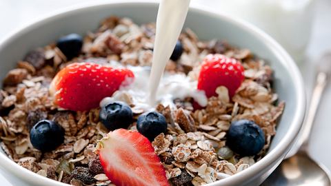 Müsli mit Schadstoffen - Foto: iStock